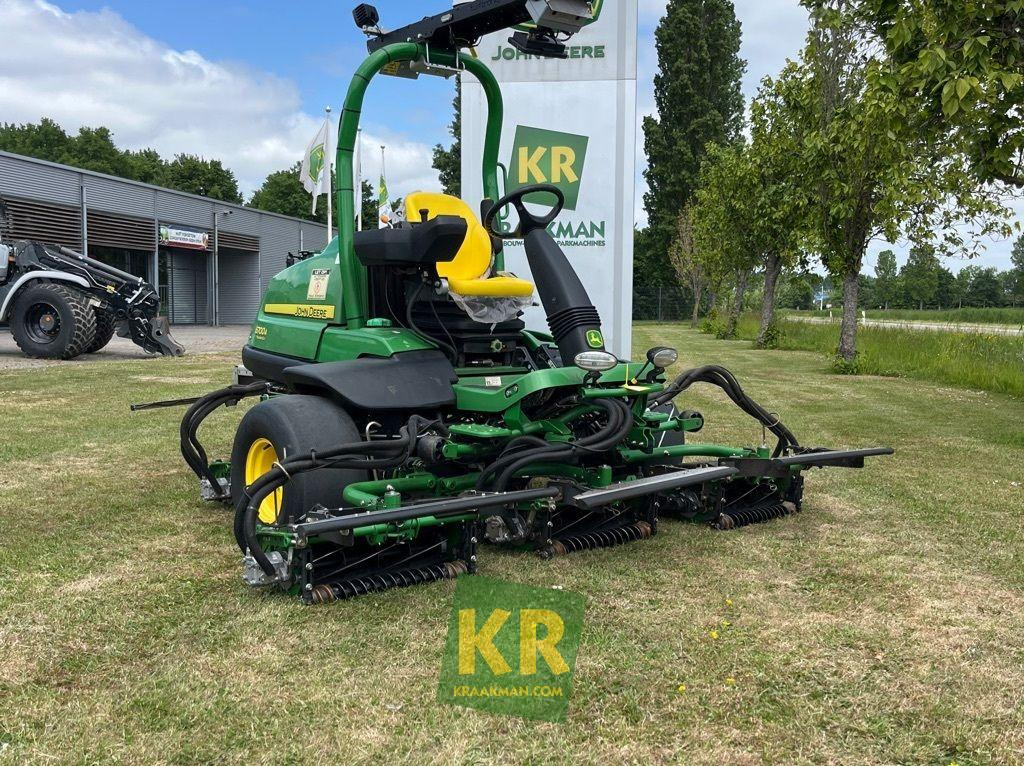 John Deere 6700A - Газонокосилка: фото 2 John Deere 6700A - Газонокосилка: фото 2