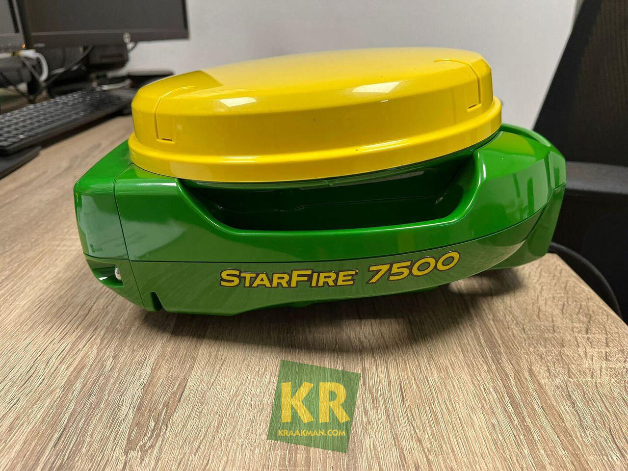 STARFIRE 7500 RECEIVER John Deere - Система навигации: фото 2 STARFIRE 7500 RECEIVER John Deere - Система навигации: фото 2