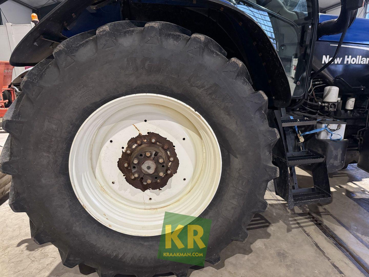 TM190 New Holland  - Трактор: фото 4 TM190 New Holland  - Трактор: фото 4