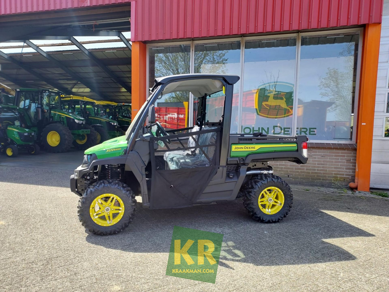 XUV835M John Deere - Квадроцикл: фото 2 XUV835M John Deere - Квадроцикл: фото 2