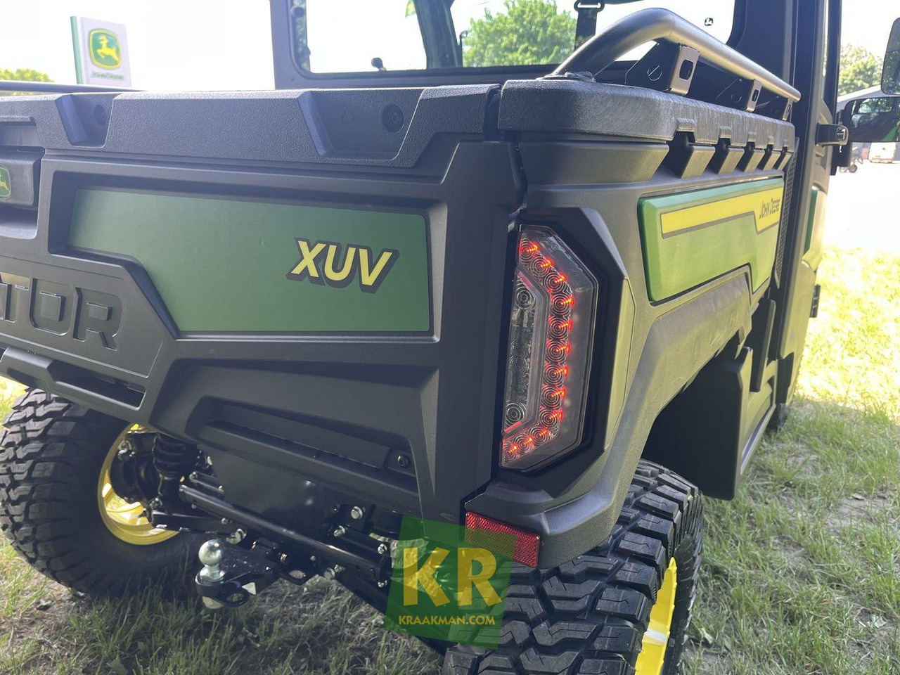 XUV875M John Deere - Квадроцикл: фото 1 XUV875M John Deere - Квадроцикл: фото 1