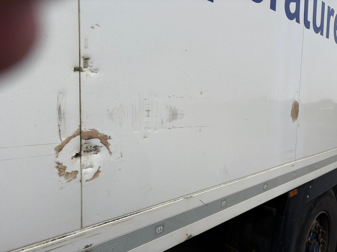 2013 SDC 10.4m Fridge Trailer – BAN024 - Полуприцеп-рефрижератор: фото 4 2013 SDC 10.4m Fridge Trailer – BAN024 - Полуприцеп-рефрижератор: фото 4