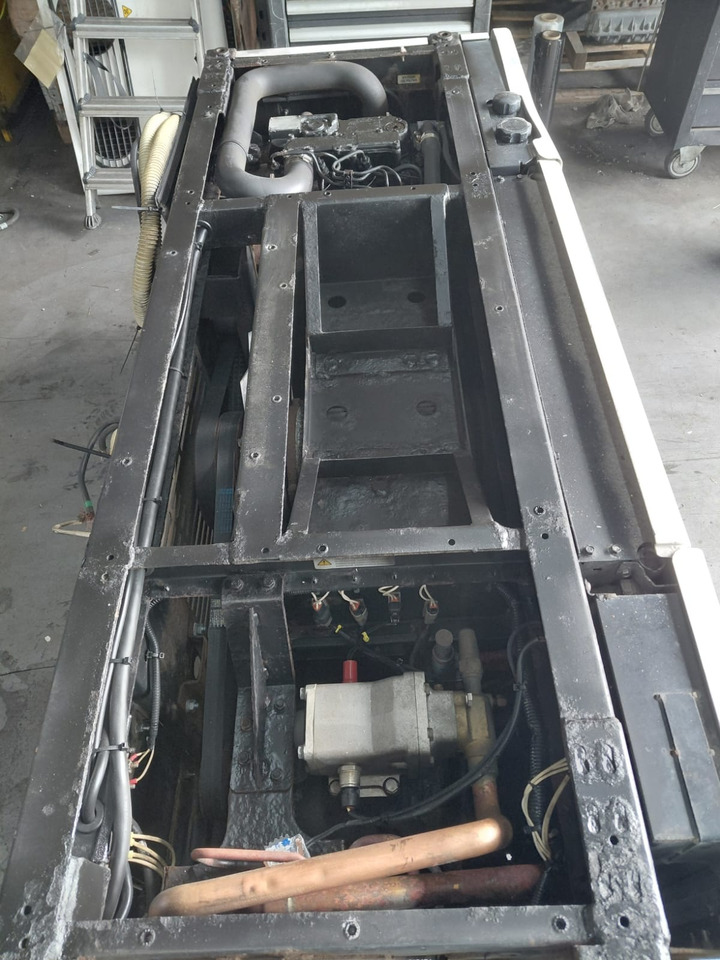 Thermo King UT-800 – GLW1030115 - Холодильная установка: фото 5 Thermo King UT-800 – GLW1030115 - Холодильная установка: фото 5