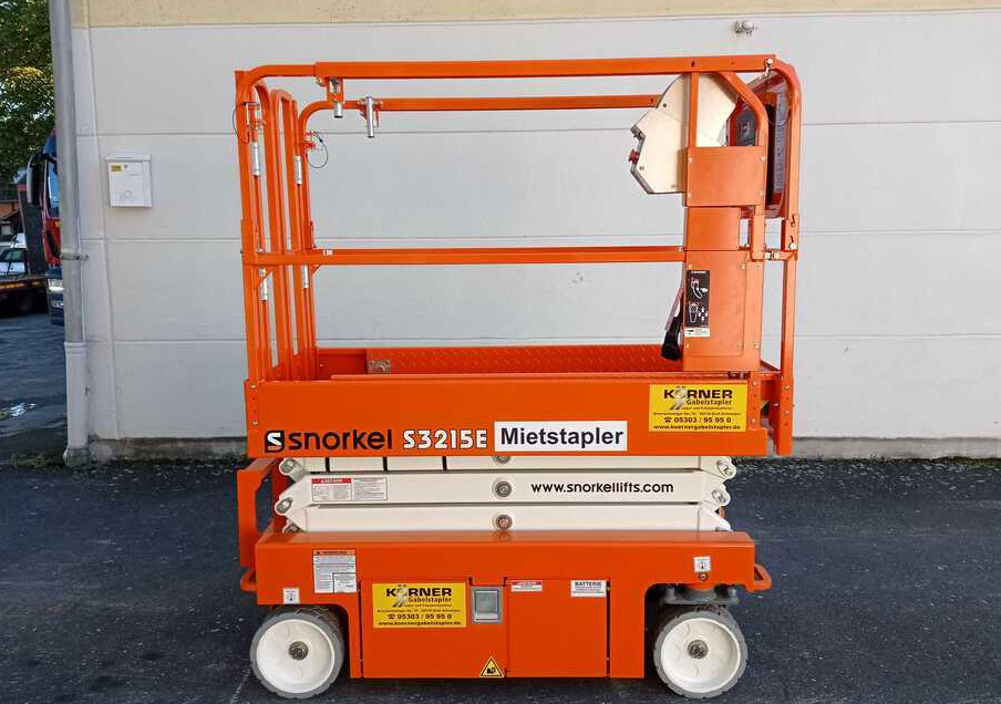 Snorkel S3215E - Ножничный подъемник: фото 1 Snorkel S3215E - Ножничный подъемник: фото 1