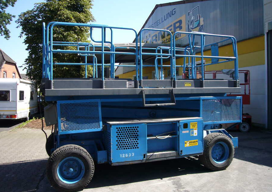 Upright LX41E - Ножничный подъемник: фото 2 Upright LX41E - Ножничный подъемник: фото 2