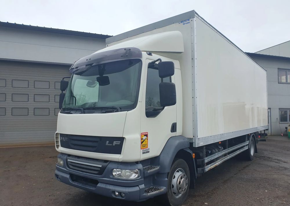 DAF LF 55 220 - Грузовик с закрытым кузовом: фото 1 DAF LF 55 220 - Грузовик с закрытым кузовом: фото 1
