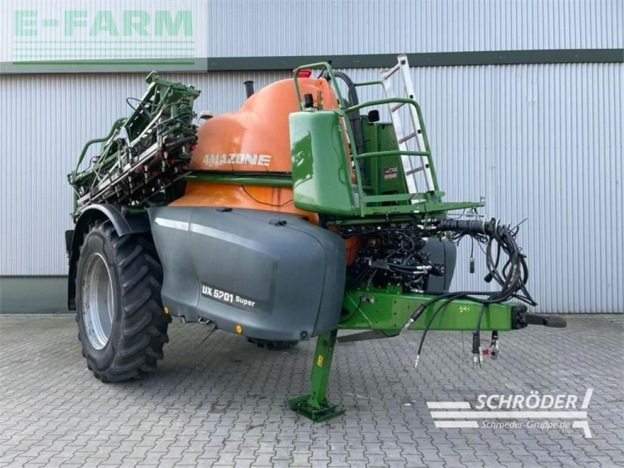 Amazone ux 5201 super - Прицепной опрыскиватель: фото 1 Amazone ux 5201 super - Прицепной опрыскиватель: фото 1