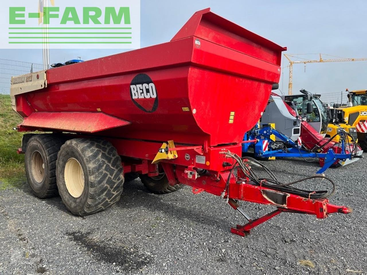 Beco maxxim 220 - Трактор: фото 2 Beco maxxim 220 - Трактор: фото 2