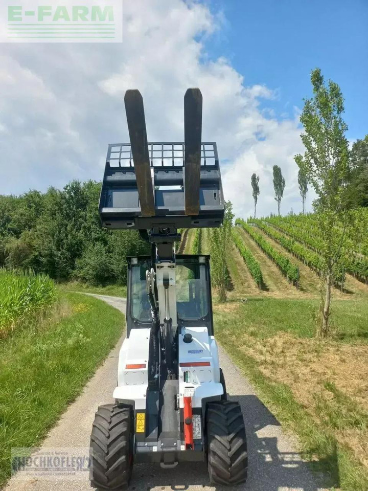 Bobcat l 28 e - Мини-экскаватор: фото 2 Bobcat l 28 e - Мини-экскаватор: фото 2