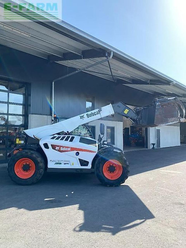 Bobcat tl 38.70 hf mit nur 2600 stunden, inkl. 3 werkzeugen - Телескопический погрузчик: фото 4 Bobcat tl 38.70 hf mit nur 2600 stunden, inkl. 3 werkzeugen - Телескопический погрузчик: фото 4