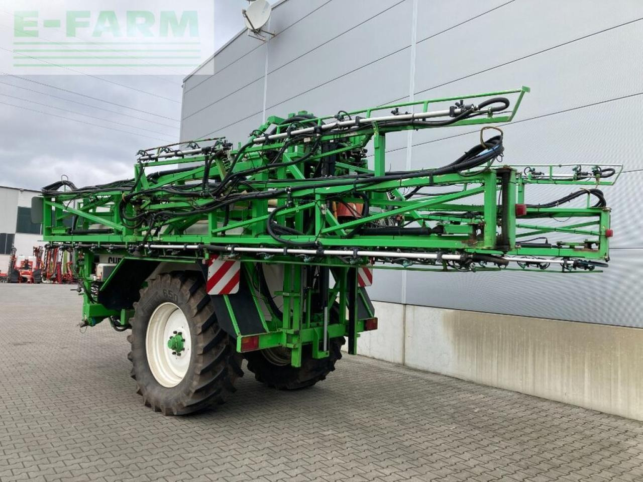 CHD 6045 - Прицепной опрыскиватель: фото 3 CHD 6045 - Прицепной опрыскиватель: фото 3