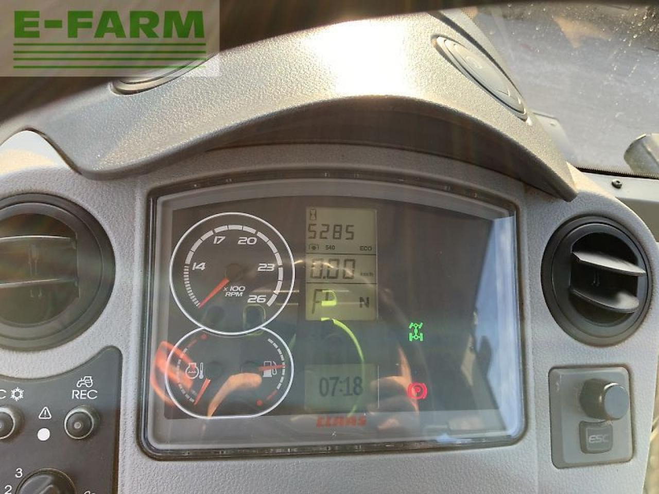 Трактор CLAAS 820 axion tractor (st23326): фото 23