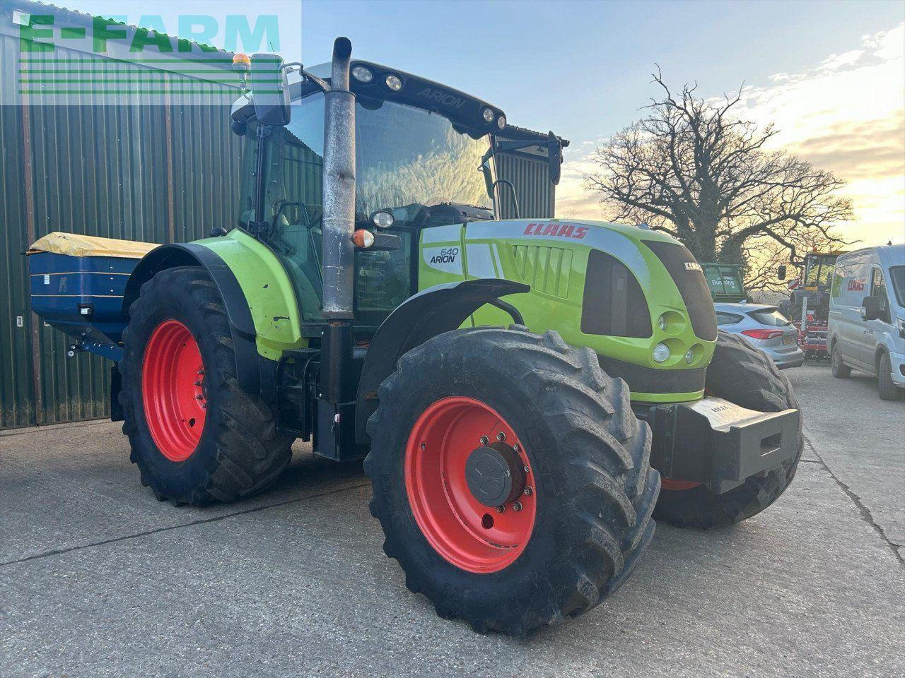 CLAAS ARION 640 CIS 50K CIS - Трактор: фото 4 CLAAS ARION 640 CIS 50K CIS - Трактор: фото 4