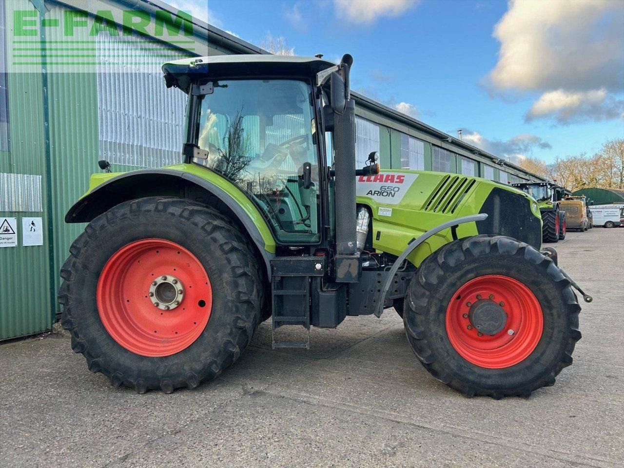 CLAAS ARION 650 T3B - Трактор: фото 4 CLAAS ARION 650 T3B - Трактор: фото 4