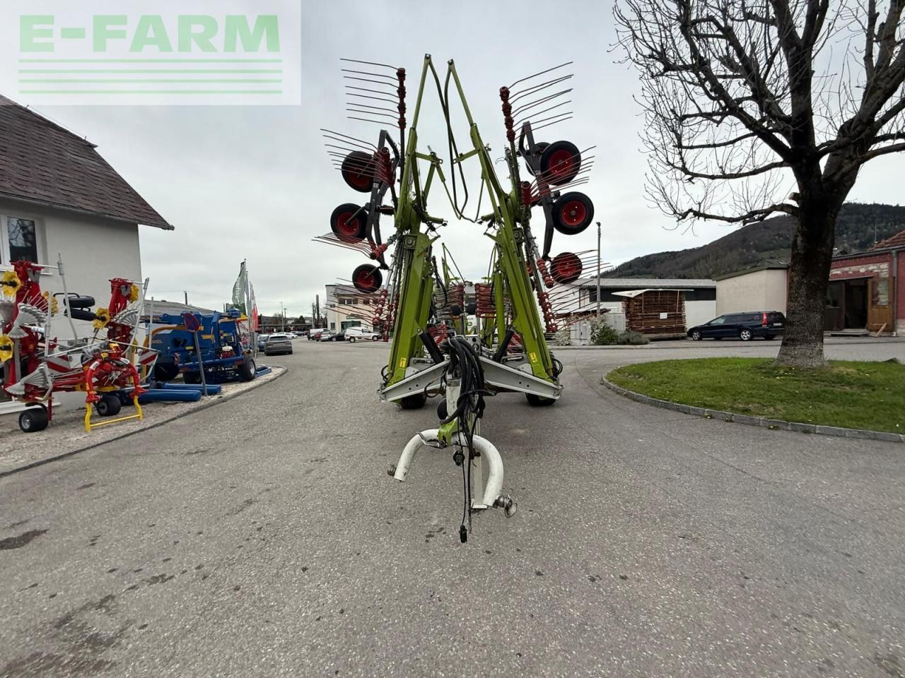 CLAAS LINER 3500HHV DL 500-2 - Сеноворошилка: фото 3 CLAAS LINER 3500HHV DL 500-2 - Сеноворошилка: фото 3