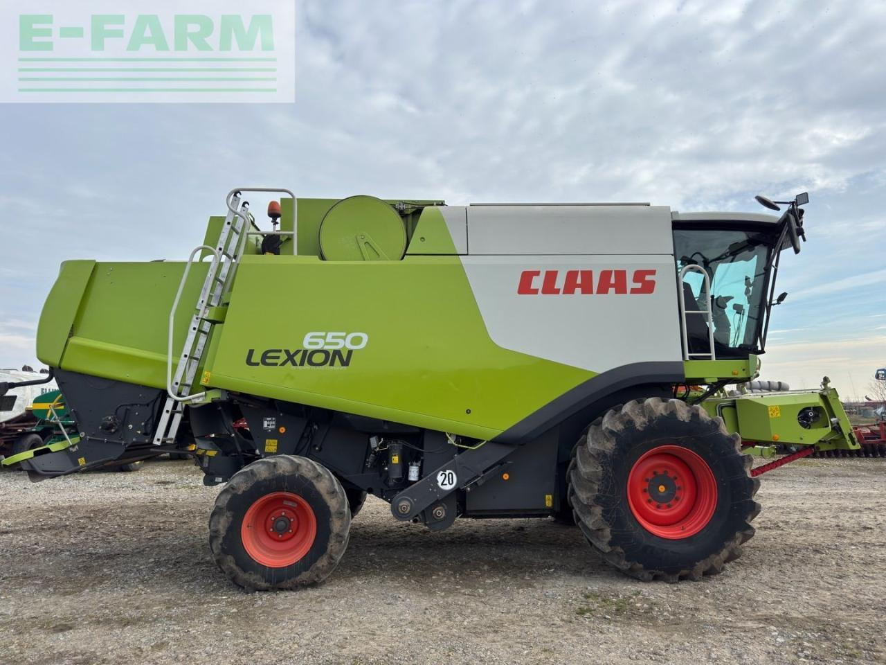 CLAAS Lexion 650 - Зерноуборочный комбайн: фото 4 CLAAS Lexion 650 - Зерноуборочный комбайн: фото 4