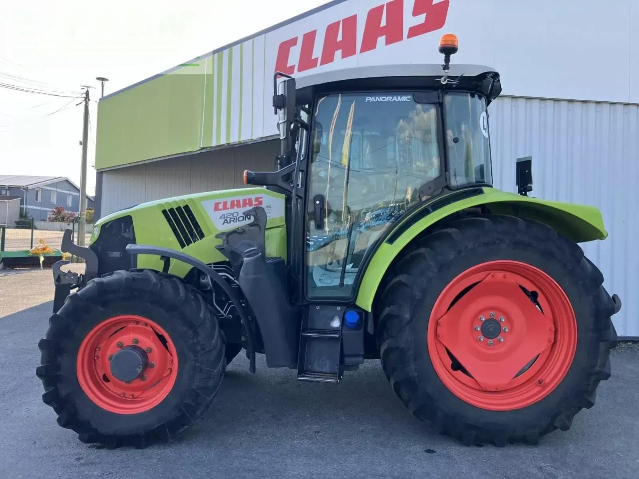 CLAAS arion 420 panoramic + batis - Трактор: фото 2 CLAAS arion 420 panoramic + batis - Трактор: фото 2
