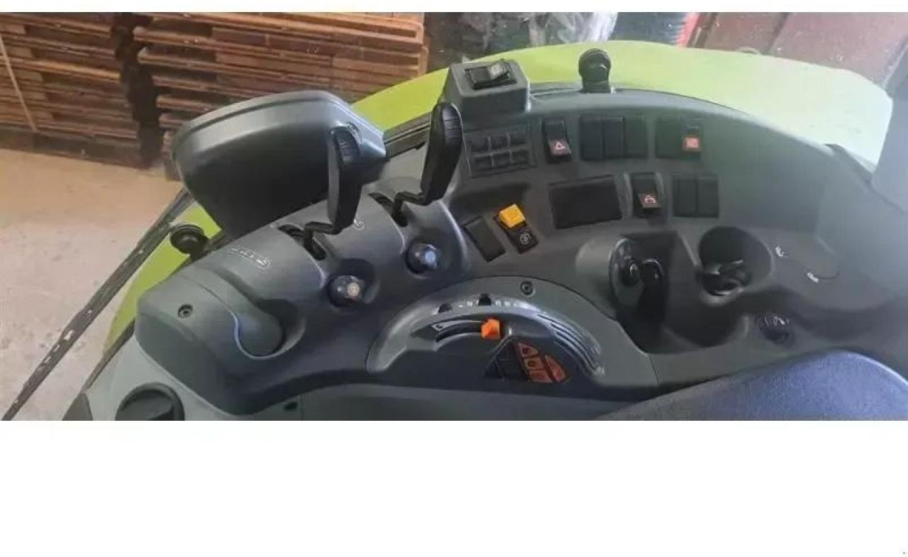 CLAAS arion 420m - Трактор: фото 3 CLAAS arion 420m - Трактор: фото 3