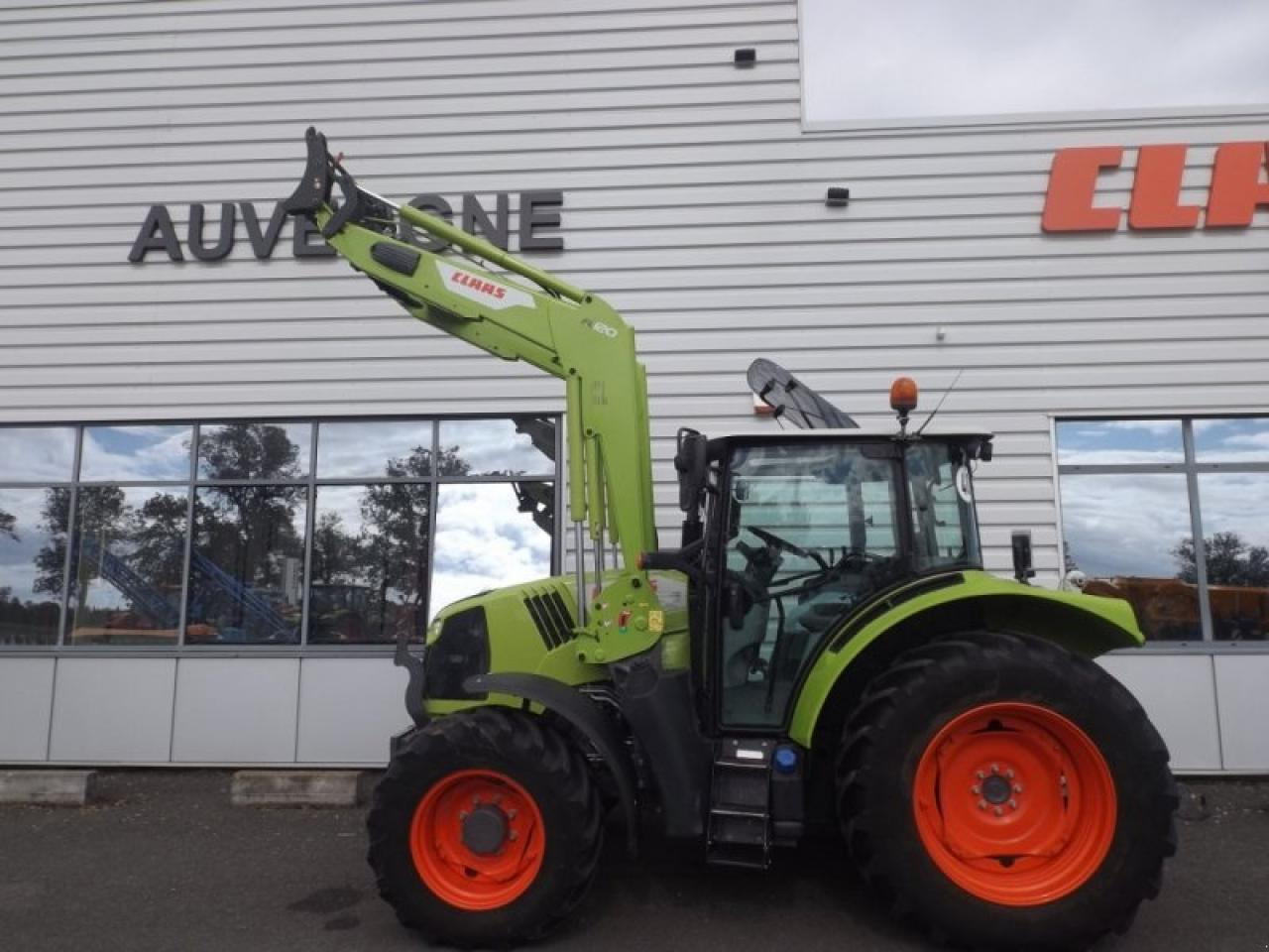 CLAAS arion 430 mr advance - Трактор: фото 2 CLAAS arion 430 mr advance - Трактор: фото 2