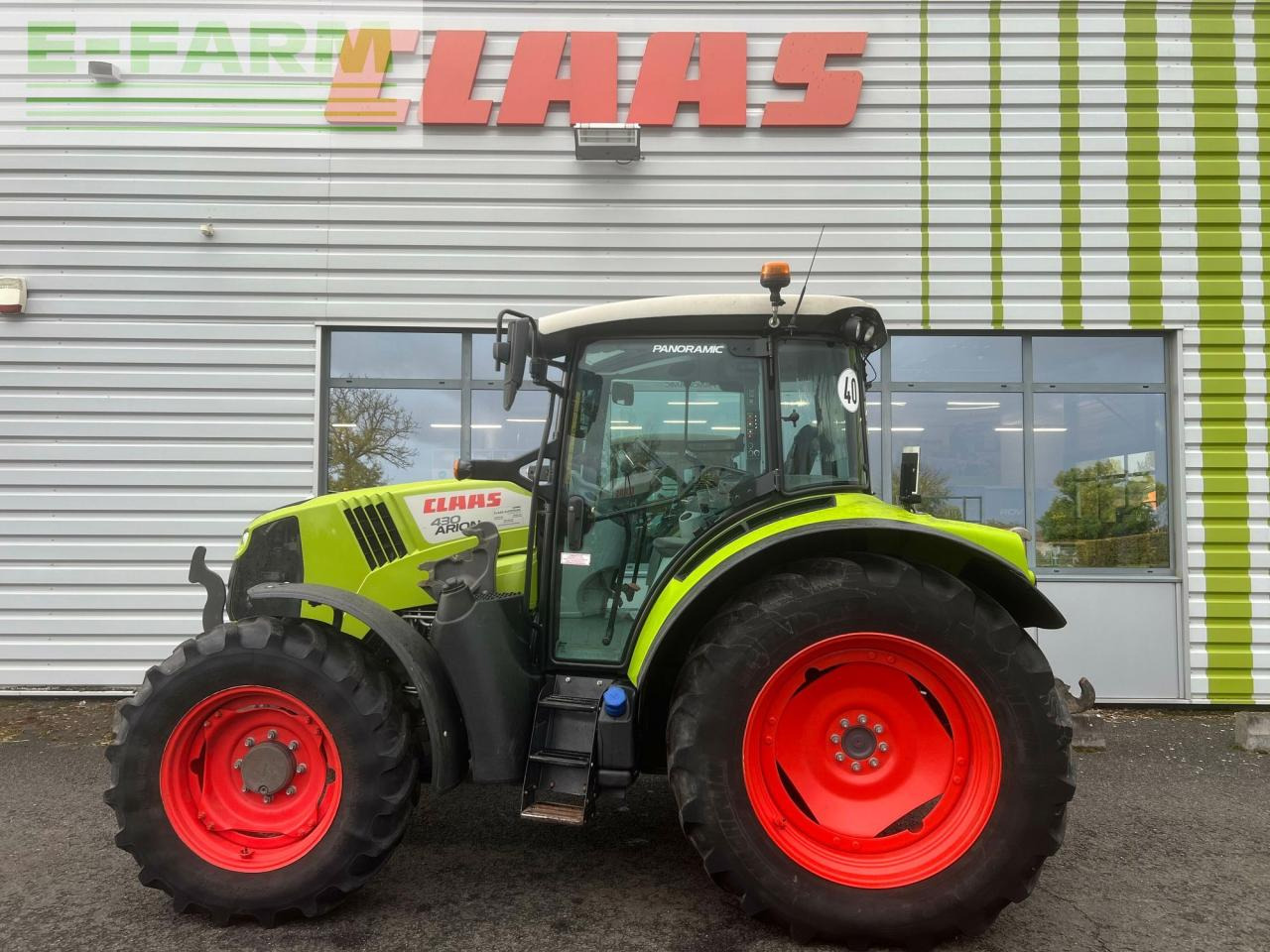CLAAS arion 430 sur mesure - Трактор: фото 4 CLAAS arion 430 sur mesure - Трактор: фото 4