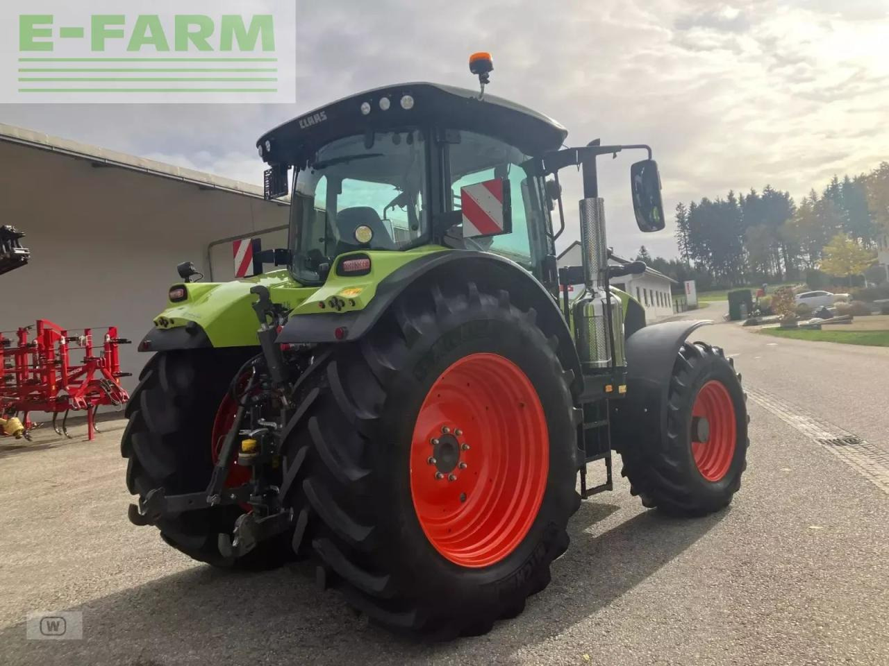 CLAAS arion 630 cebis cmatic CMATIC CEBIS - Трактор: фото 5 CLAAS arion 630 cebis cmatic CMATIC CEBIS - Трактор: фото 5