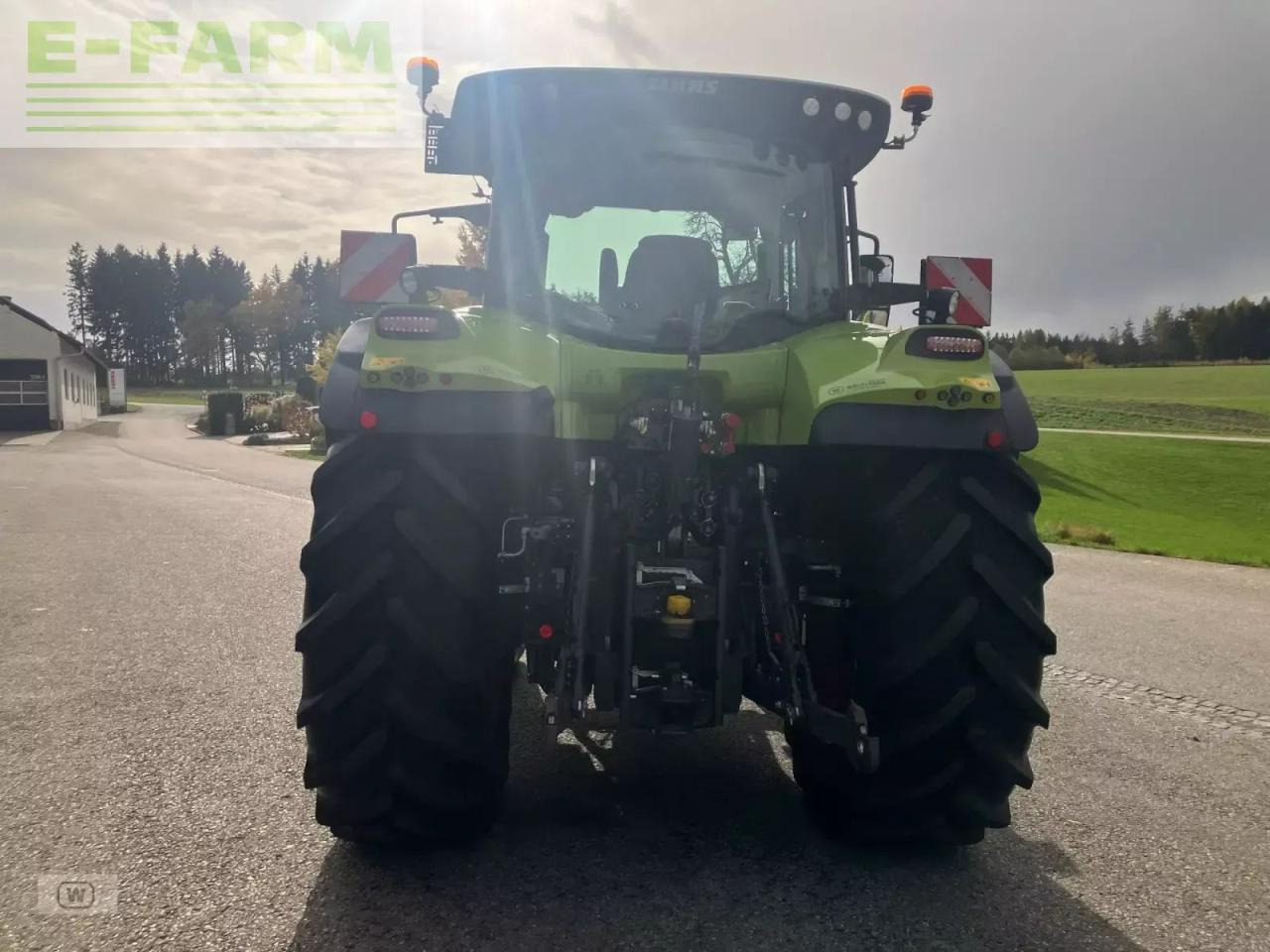 CLAAS arion 630 cebis cmatic CMATIC CEBIS - Трактор: фото 4 CLAAS arion 630 cebis cmatic CMATIC CEBIS - Трактор: фото 4