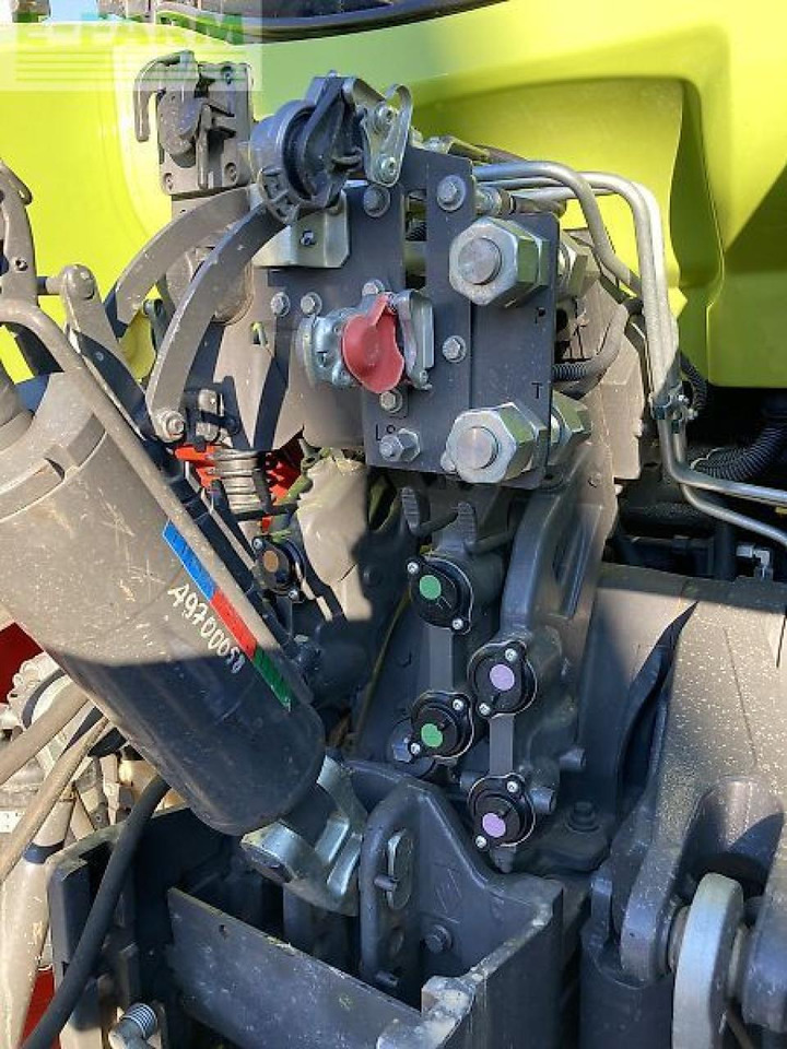 CLAAS arion 650 cmatic cebis CMATIC CEBIS - Трактор: фото 4 CLAAS arion 650 cmatic cebis CMATIC CEBIS - Трактор: фото 4