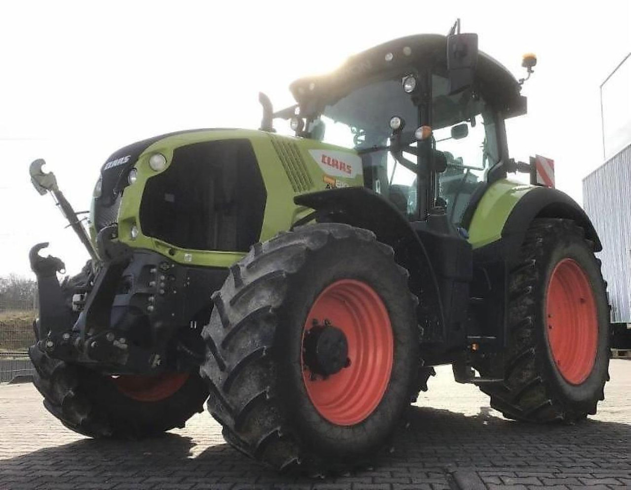 CLAAS axion 810 - Трактор: фото 2 CLAAS axion 810 - Трактор: фото 2