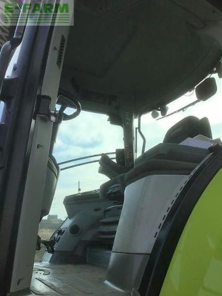 CLAAS axion 810 - Трактор: фото 5 CLAAS axion 810 - Трактор: фото 5