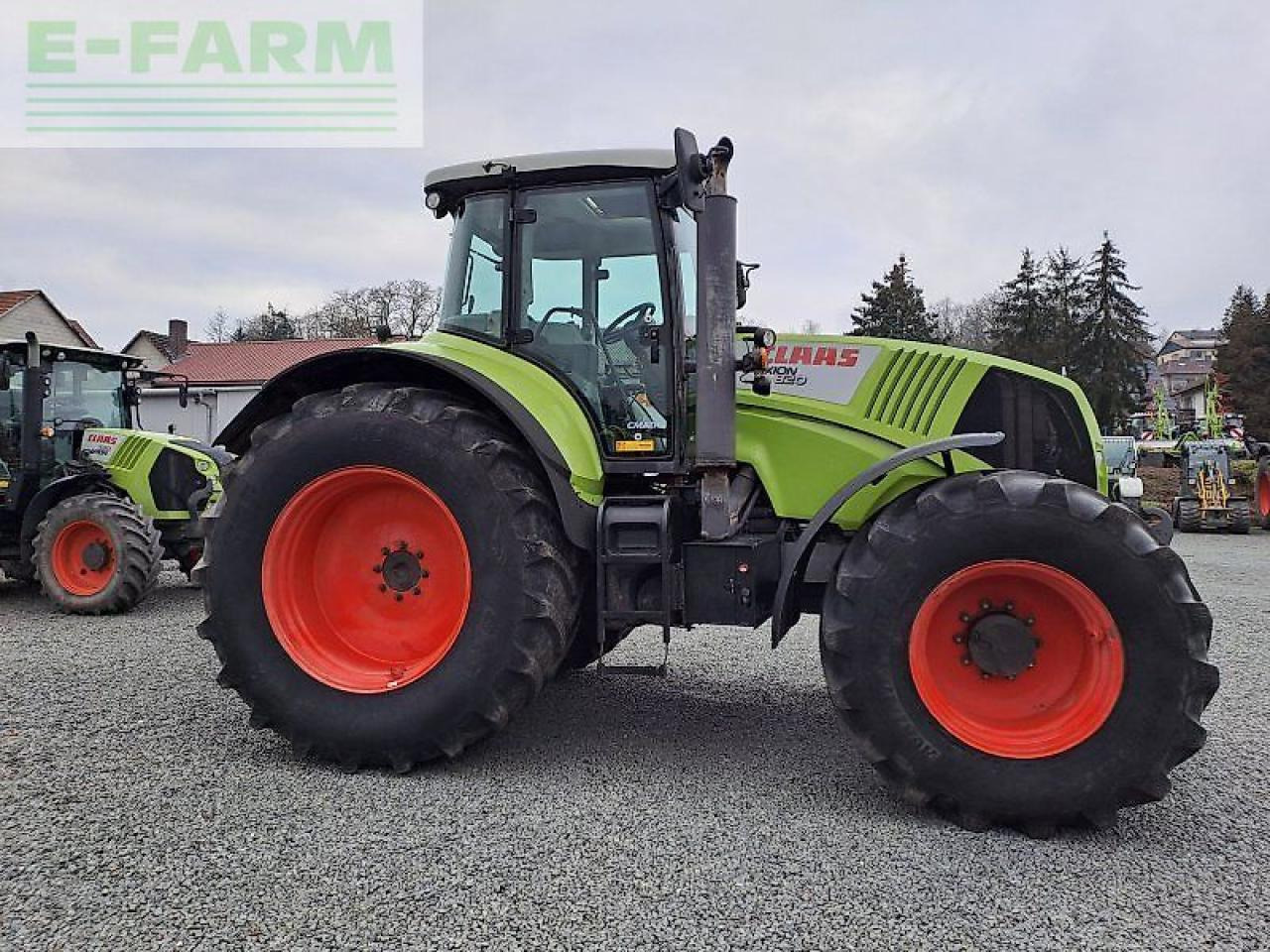 CLAAS axion 820 c-matic CMATIC - Трактор: фото 5 CLAAS axion 820 c-matic CMATIC - Трактор: фото 5