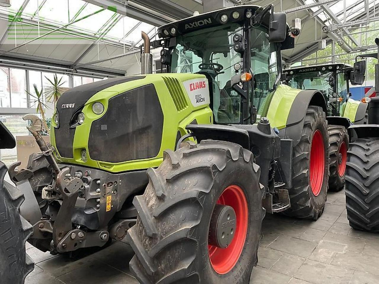 CLAAS axion 830 c-matic CMATIC - Трактор: фото 2 CLAAS axion 830 c-matic CMATIC - Трактор: фото 2