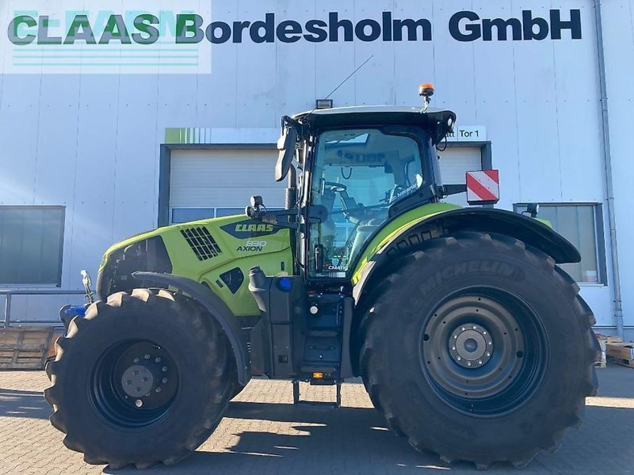 CLAAS axion 830 cmatic CMATIC - Трактор: фото 1 CLAAS axion 830 cmatic CMATIC - Трактор: фото 1