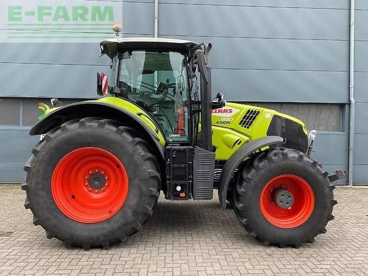 CLAAS axion 830 - Трактор: фото 4 CLAAS axion 830 - Трактор: фото 4