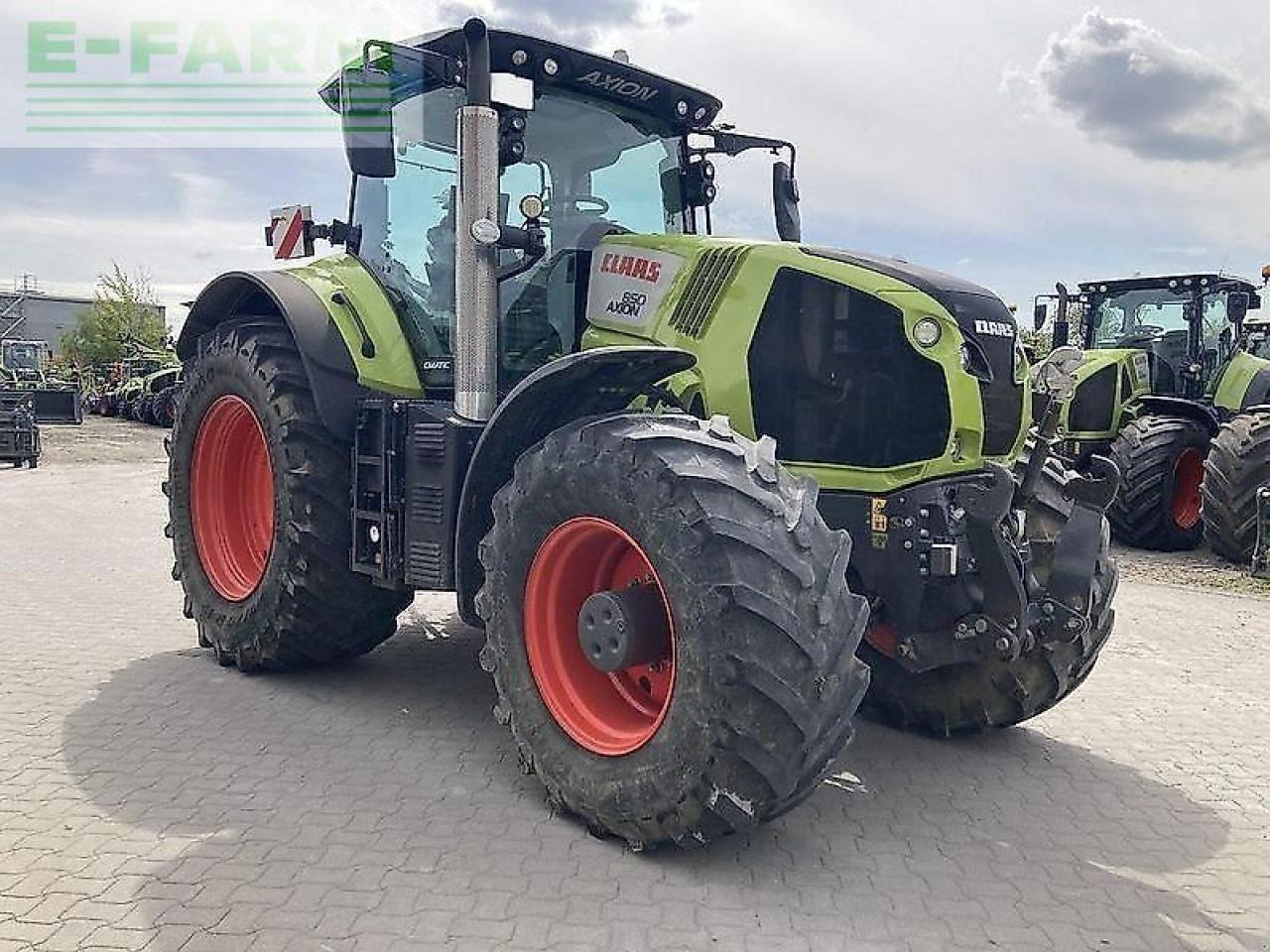 CLAAS axion 850 cebis - Трактор: фото 4 CLAAS axion 850 cebis - Трактор: фото 4