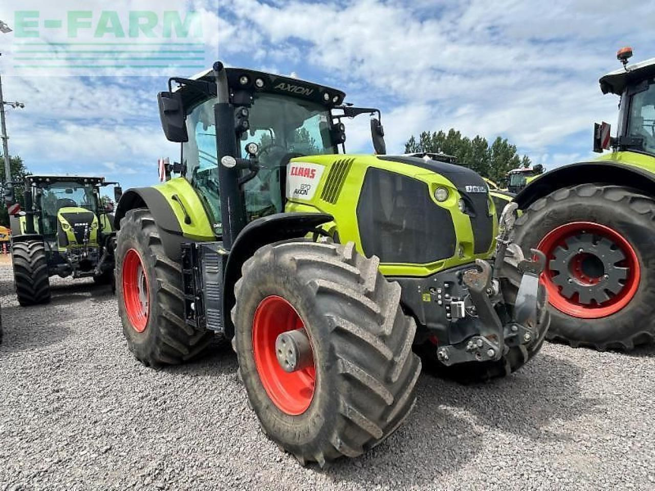CLAAS axion 870 - Трактор: фото 2 CLAAS axion 870 - Трактор: фото 2