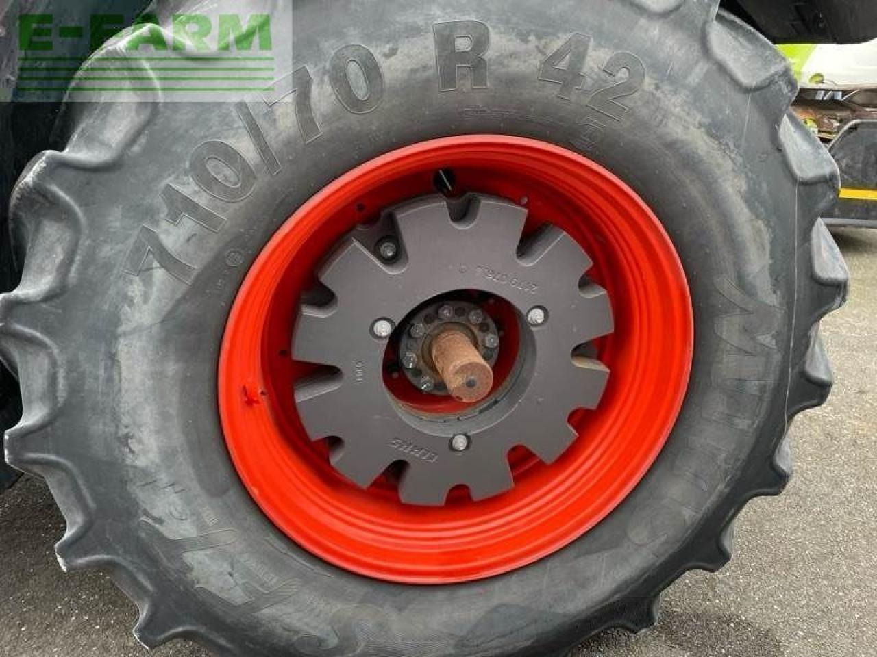 CLAAS axion 870 - Трактор: фото 2 CLAAS axion 870 - Трактор: фото 2