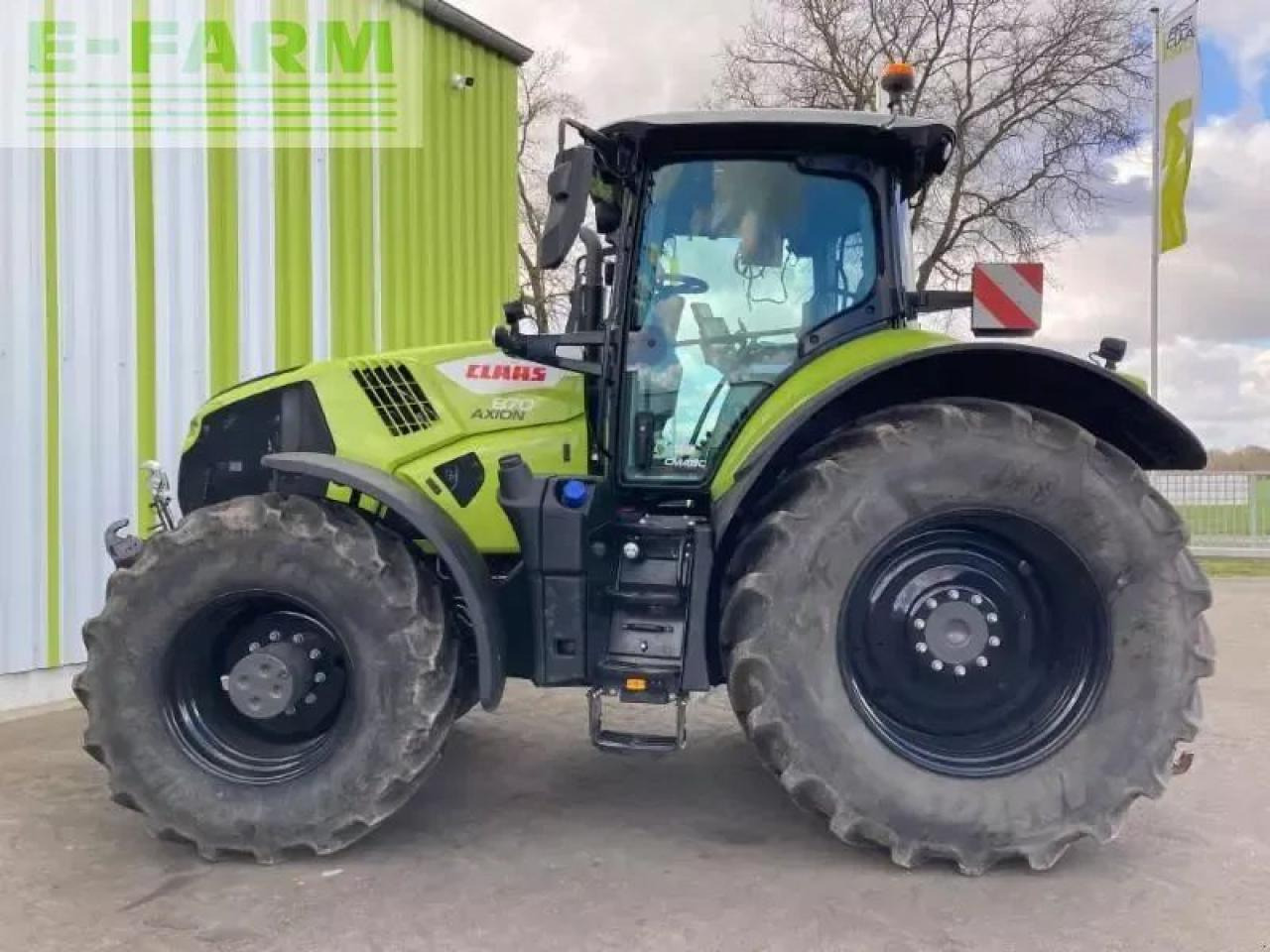 CLAAS axion 870 cmatic cebis CMATIC CEBIS - Трактор: фото 5 CLAAS axion 870 cmatic cebis CMATIC CEBIS - Трактор: фото 5