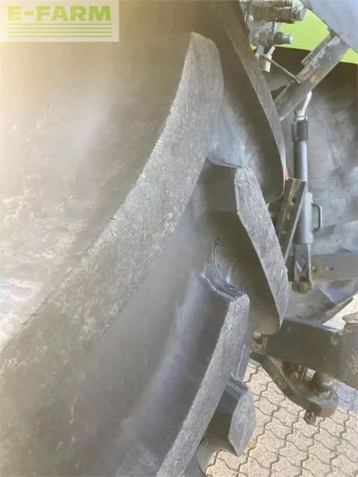 CLAAS axion 930 cmatic cebis CMATIC CEBIS - Трактор: фото 5 CLAAS axion 930 cmatic cebis CMATIC CEBIS - Трактор: фото 5