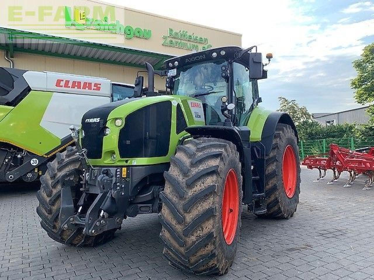 CLAAS axion 930 cmatic cebis CMATIC CEBIS - Трактор: фото 2 CLAAS axion 930 cmatic cebis CMATIC CEBIS - Трактор: фото 2