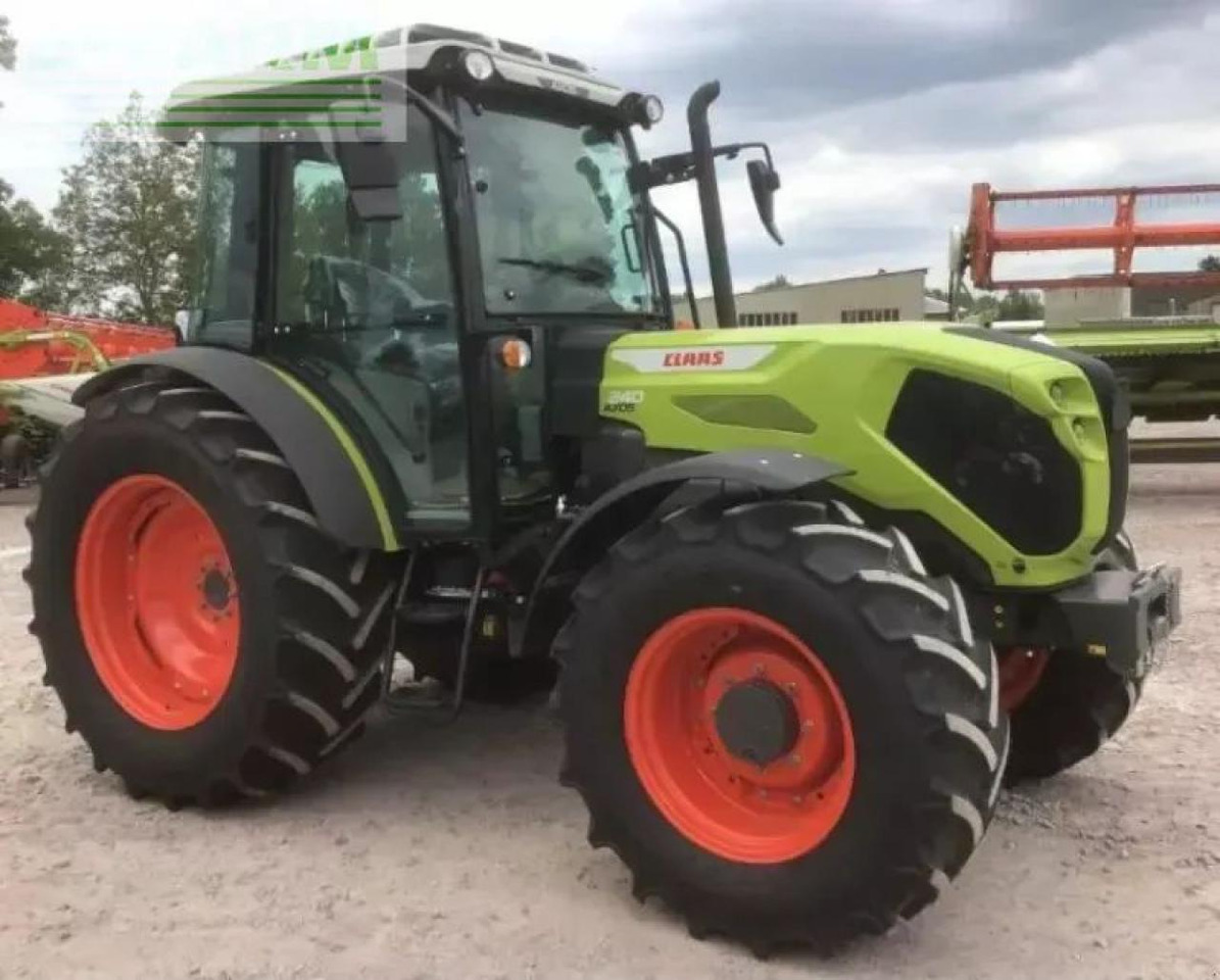 CLAAS axos 240 - Трактор: фото 3 CLAAS axos 240 - Трактор: фото 3