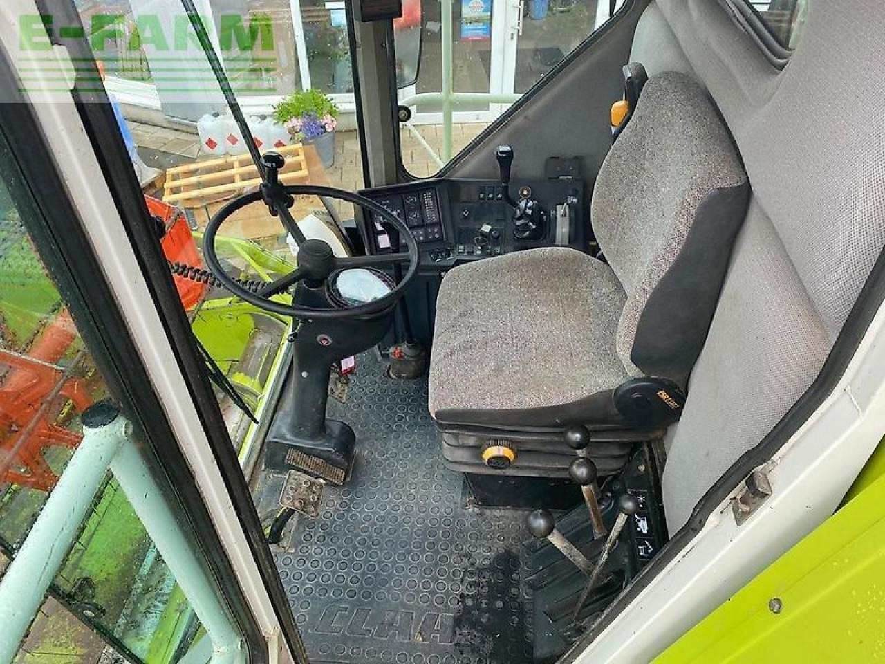 Зерноуборочный комбайн CLAAS dominator 88: фото 9 Зерноуборочный комбайн CLAAS dominator 88: фото 9