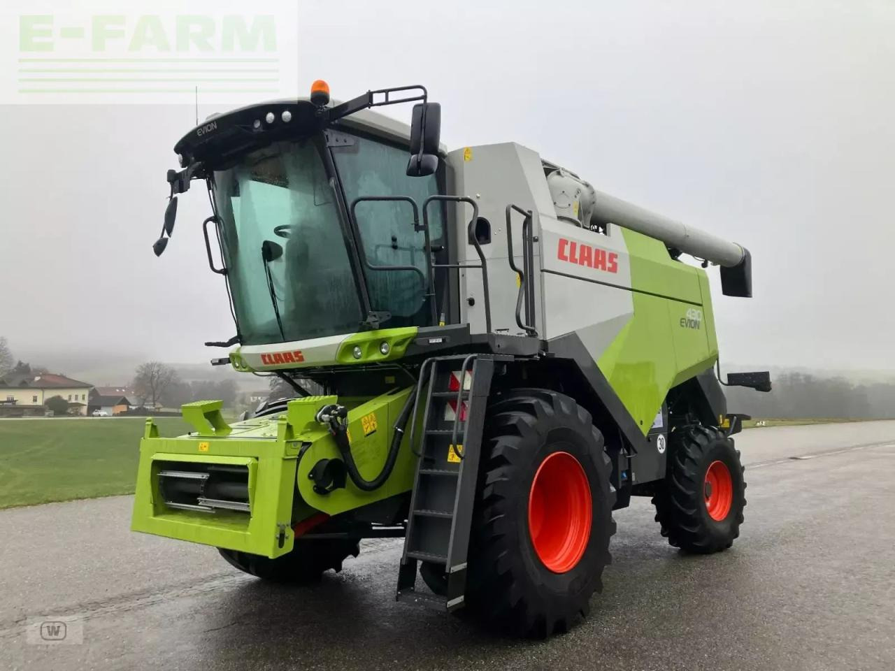 CLAAS evion 430 maxi - Зерноуборочный комбайн: фото 1 CLAAS evion 430 maxi - Зерноуборочный комбайн: фото 1