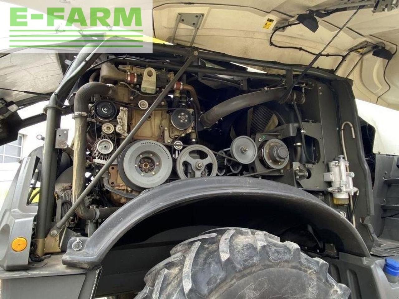 Кормоуборочный комбайн CLAAS jaguar 950 t4f+kemper 475: фото 11 Кормоуборочный комбайн CLAAS jaguar 950 t4f+kemper 475: фото 11