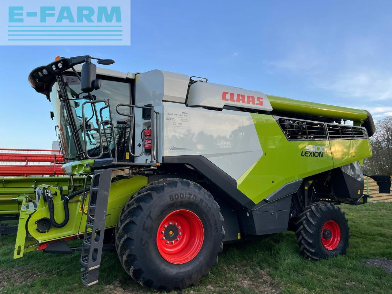 CLAAS lexion 5300 - Зерноуборочный комбайн: фото 1 CLAAS lexion 5300 - Зерноуборочный комбайн: фото 1