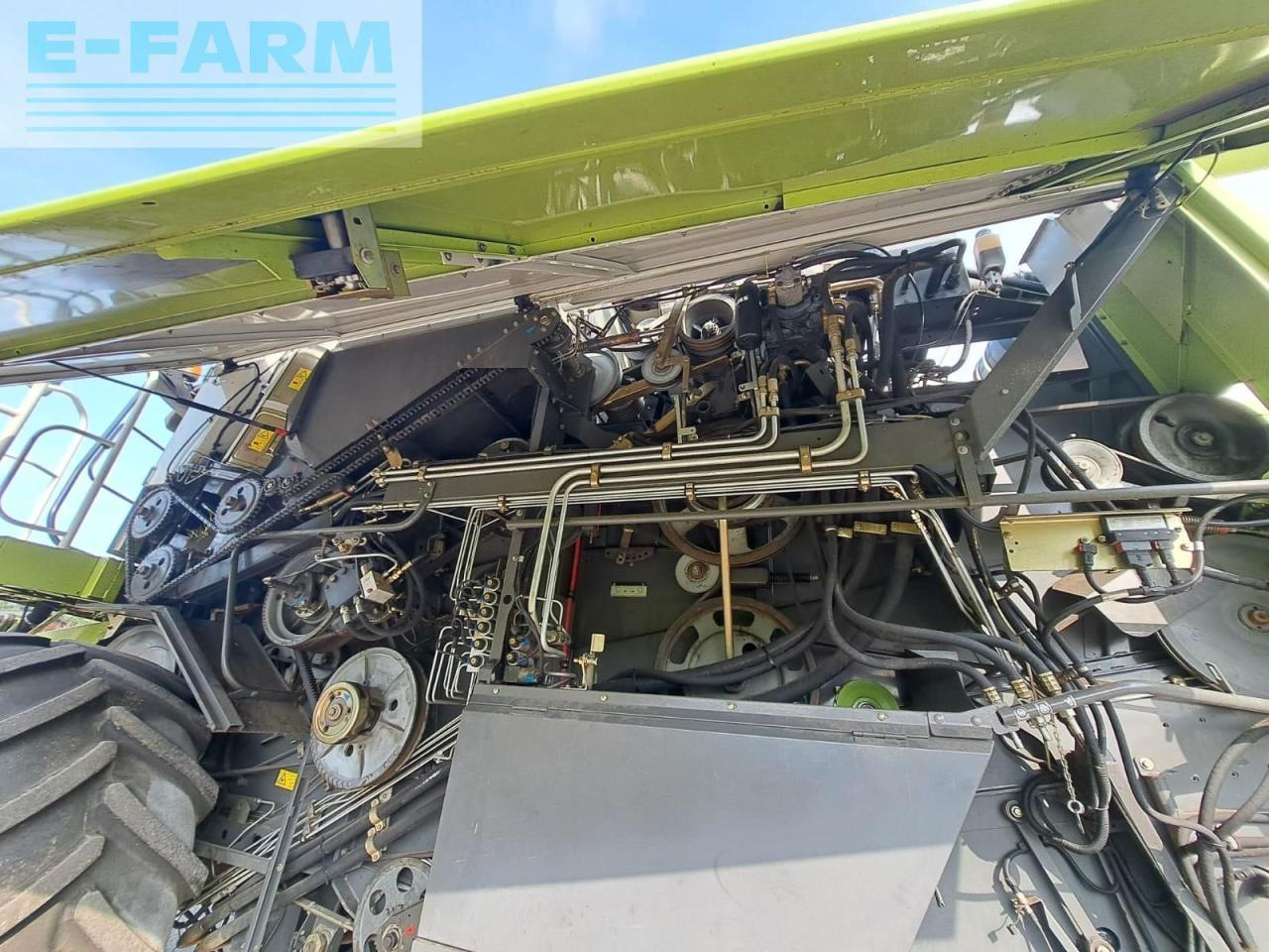 CLAAS lexion 550 - Зерноуборочный комбайн: фото 2 CLAAS lexion 550 - Зерноуборочный комбайн: фото 2