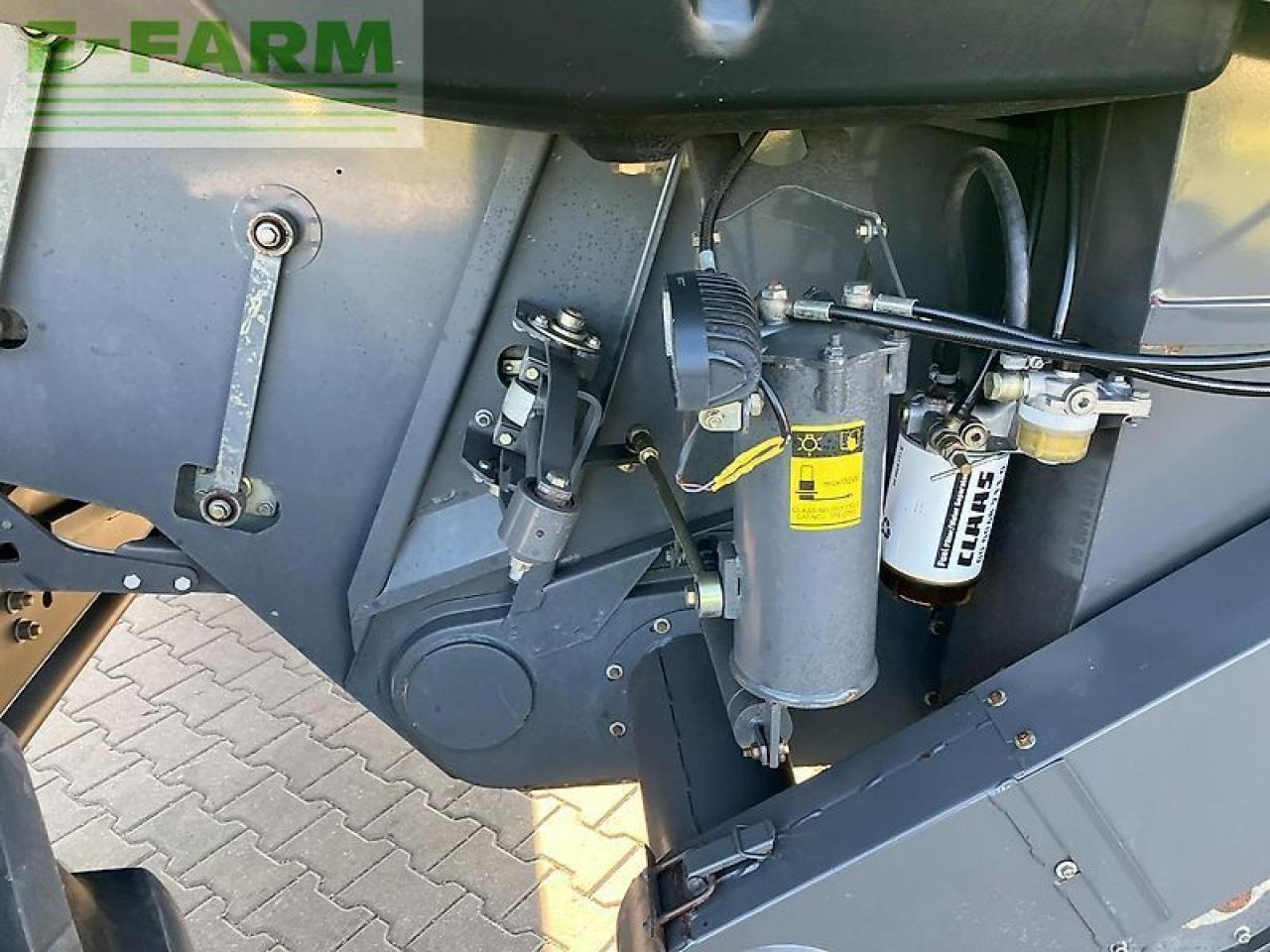 Зерноуборочный комбайн CLAAS lexion 600: фото 15 Зерноуборочный комбайн CLAAS lexion 600: фото 15