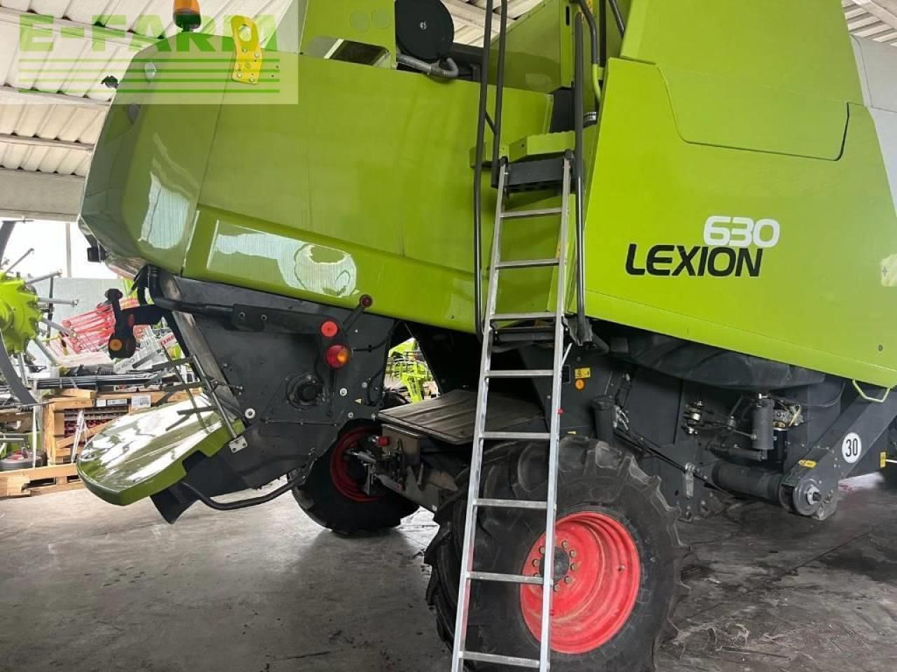 CLAAS lexion 630 montana - Зерноуборочный комбайн: фото 2 CLAAS lexion 630 montana - Зерноуборочный комбайн: фото 2