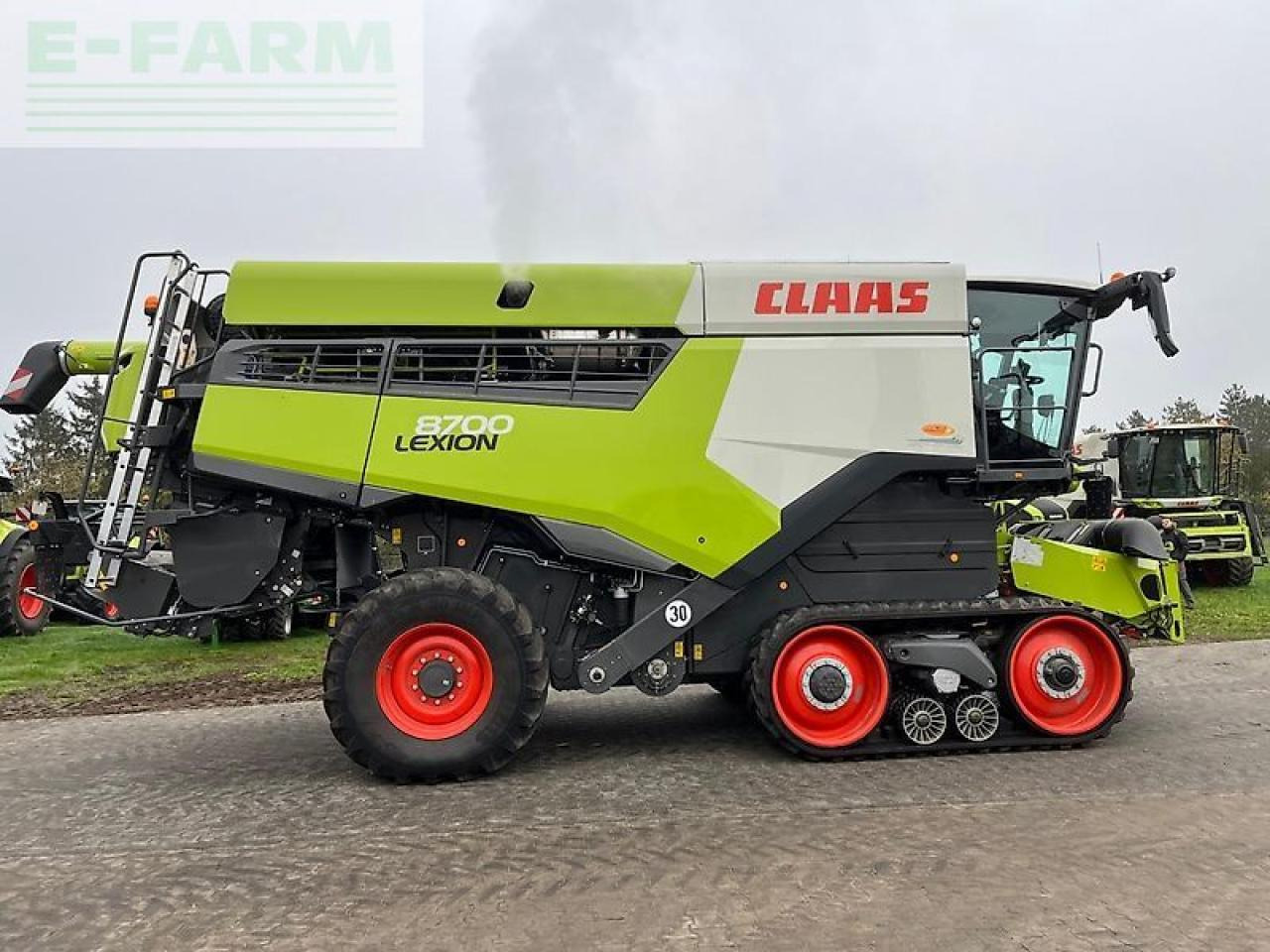 CLAAS lexion 8700 tt - Зерноуборочный комбайн: фото 2 CLAAS lexion 8700 tt - Зерноуборочный комбайн: фото 2
