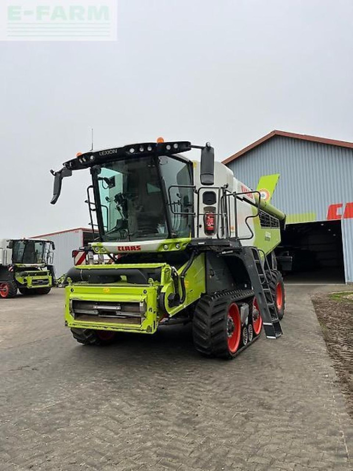CLAAS lexion 8700 tt - Зерноуборочный комбайн: фото 1 CLAAS lexion 8700 tt - Зерноуборочный комбайн: фото 1