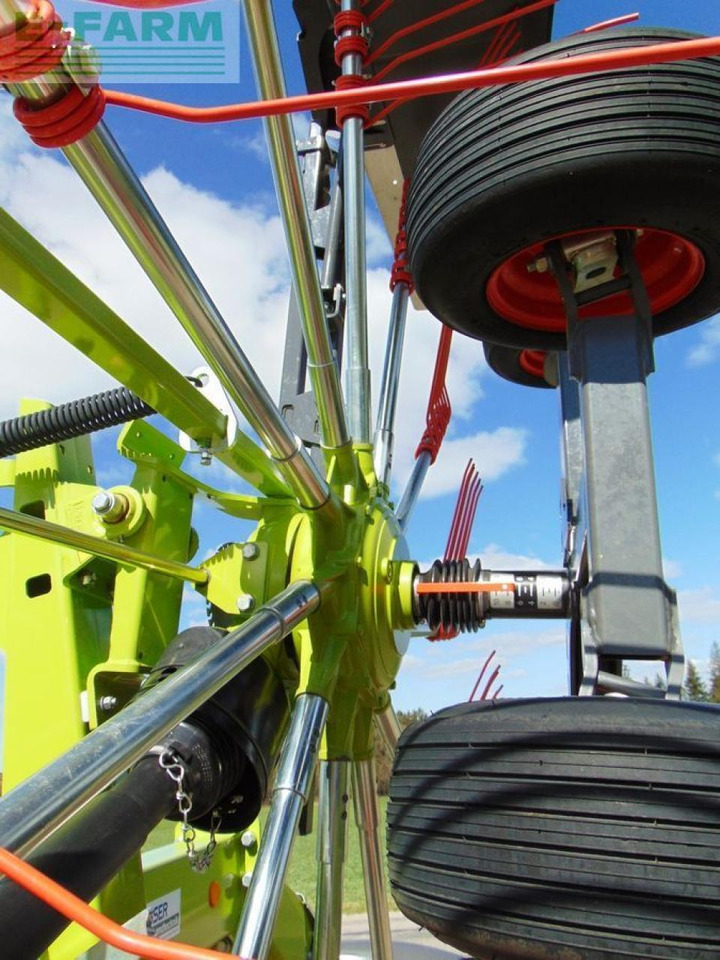 CLAAS liner 1600 - Сеноворошилка: фото 3 CLAAS liner 1600 - Сеноворошилка: фото 3